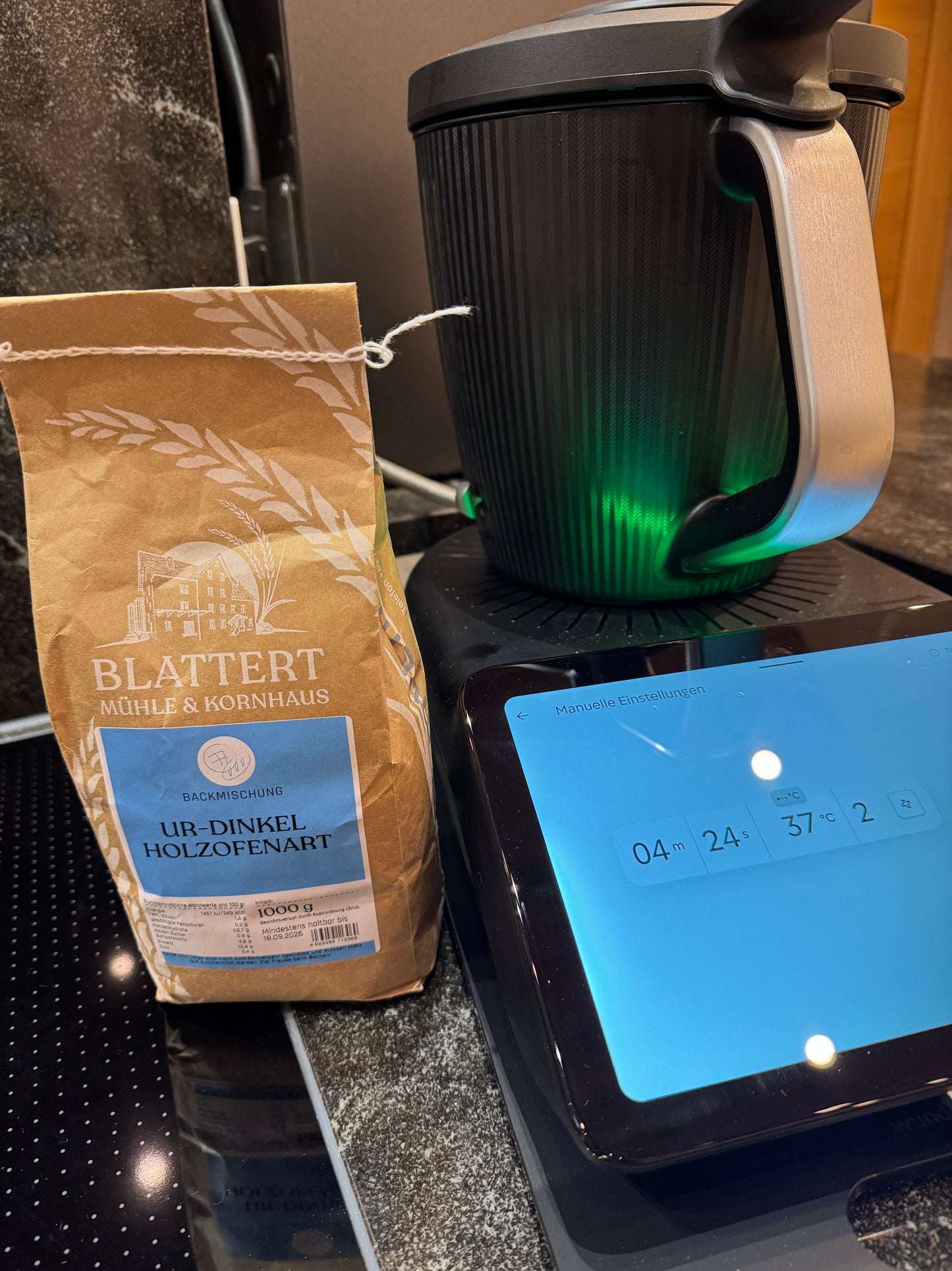 Ur-Dinkel Holzofenart Backmischung-rustikale Holzofen-Feeling! Frisch von der Mühle. Inkl. Trockenhefe