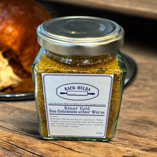 DönerGold - Das Geheimnis echter frischer Würze. 120g. Mit Liebe per Hand abgefüllt! Wird wöchentlich frisch von der Gewürzmühle (5km von uns) abgefüllt! Im Quadrat Glas