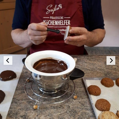 PELLKARTOFFELGABEL aus Buchenholz-Zum schnellen und einfachen Glasieren von Lebkuchen.
Finger und Hände bleiben sauber