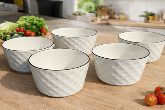 Elegantes Schüssel-Set- Siehe auch Set mit Buch & Salatbesteck im Shop