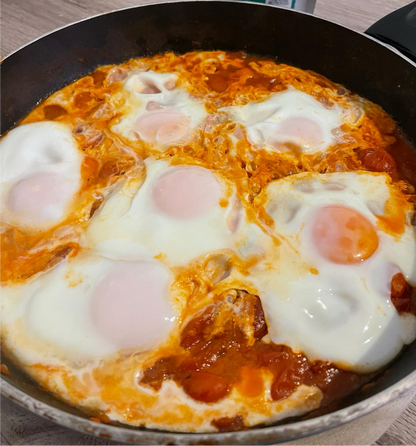 Shakshuka stammt ursprünglich aus Nordafrika, 100g im Quadrat Glas