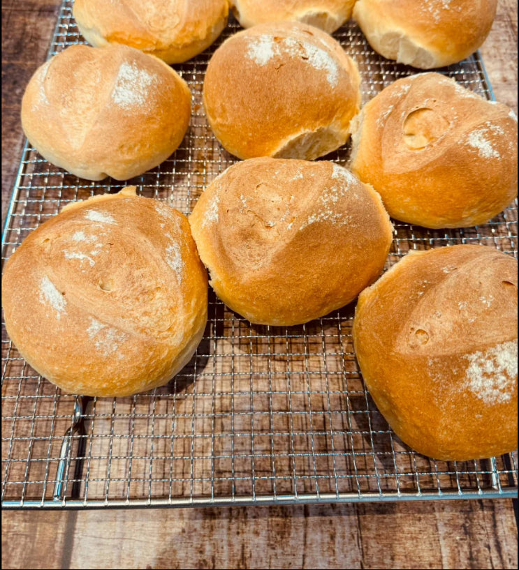 Nachfüllpack Bayrisches Knusper Backmalz aus meiner Mühle. Es enthält sanft geröstetes Malz. 100g