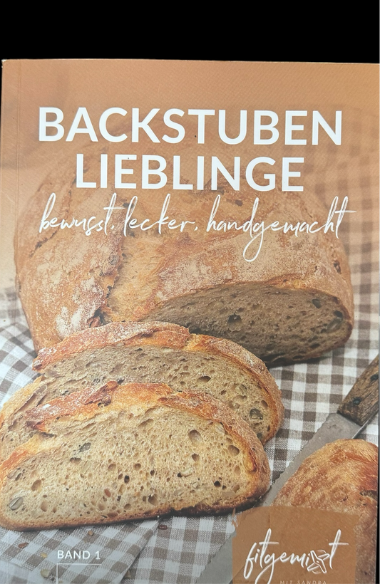 „Backstuben Lieblinge von fitgemixt mit Sandra“ bewußt, lecker, handgemacht. Alle Rezepte lassen sich auch ohne Thermomix®️ leicht herstellen