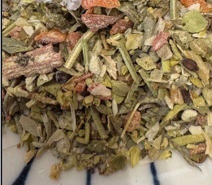 Pasta Gold - Italienischer Genuss. 100g frische Gewürzmischung liebevoll per Hand abgefüllt! Wird wöchentlich frisch von der Gewürzmühle (5km von uns) abgefüllt! Im Quadrat Glas