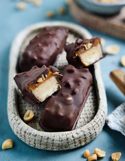 „Eis dich glücklich“ – Das Rezeptbuch für deinen Thermomix®*
Eisgenuss ohne schlechtes Gewissen! Entdecke über 30 fitgemixte Rezepte – von fruchtigen Sorbets über cremiges Vanilleeis bis hin zu veganen und Low-Carb-Varianten. Alles ohne Industriezucker!