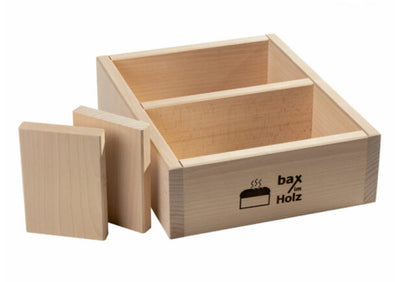 Der Bax im Holz Holz-Backrahmen „einfach“ aus naturbelassenem, massivem Buchenholz. Inklusive passender Trennwand für zwei Brote je 250g.Siehe auch großen Backrahmen im Shop