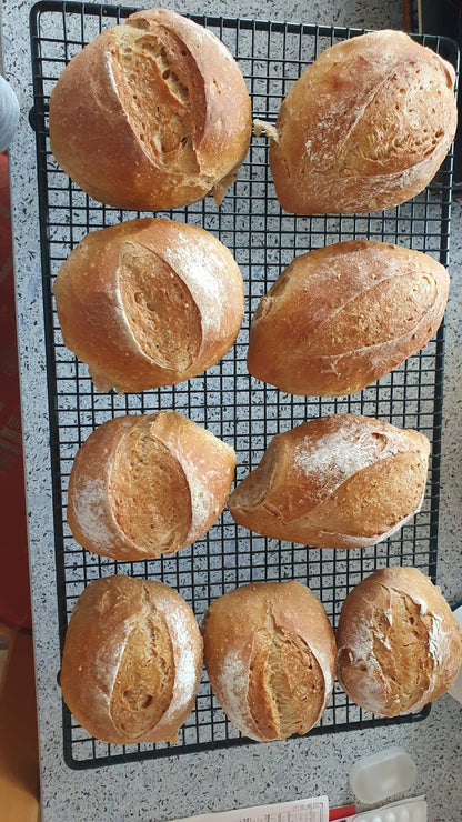 Mein Sauerteig Weggla-eine liebevoll zusammengestellte Backmischung, Brötchen mit herzhaftem Aroma „wie zu Omas Zeiten“ liebevoll per Hand abgefüllt, 2 Pfund / 1000g ca. 20 Brötchen, & 2x 7g Trockenhefe