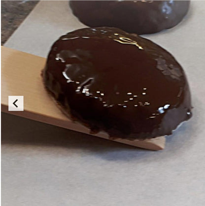 PELLKARTOFFELGABEL aus Buchenholz-Zum schnellen und einfachen Glasieren von Lebkuchen.
Finger und Hände bleiben sauber