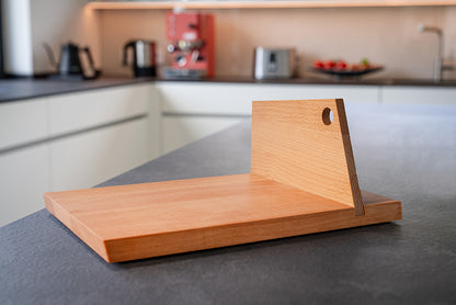 Das aus Eiche-Das Original. Charaktervolle Masserung,natürliche Härte-nicht umsonst zählt Eiche zu den beliebtesten Hölzern.