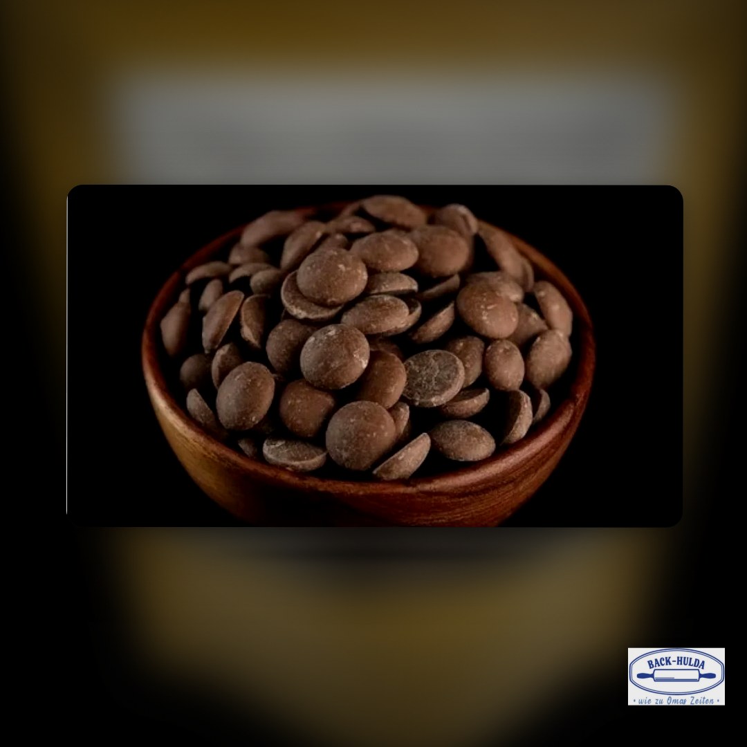 Exquisite Belgische Vollmilch Schokolade von Callebaut in Tropfenform, 250g – Clean Showcase Plus