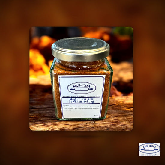 Magic Dust RUB - Würze mit Feuer und Charakter. 120g Gewürzmischung liebevoll per Hand abgefüllt! Wird wöchentlich frisch von der Gewürzmühle (5km von uns)abgefüllt! Im Quadrat Glas – Clean Showcase Plus