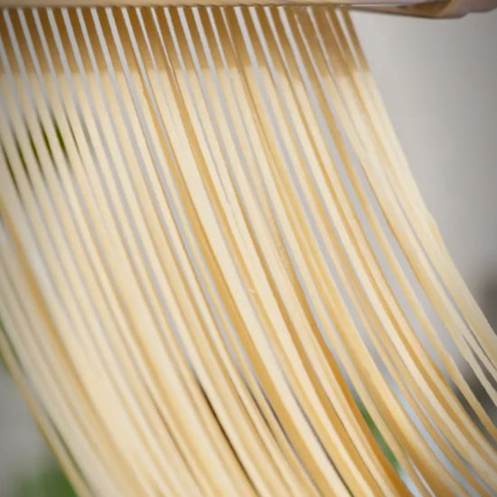 WunderCentix® | Starter-Set "Pasta" für TM6, TM5 & Spätzlemehl von der Mühle-griffig Type 405 & Pastagestell aus robuster Buche !